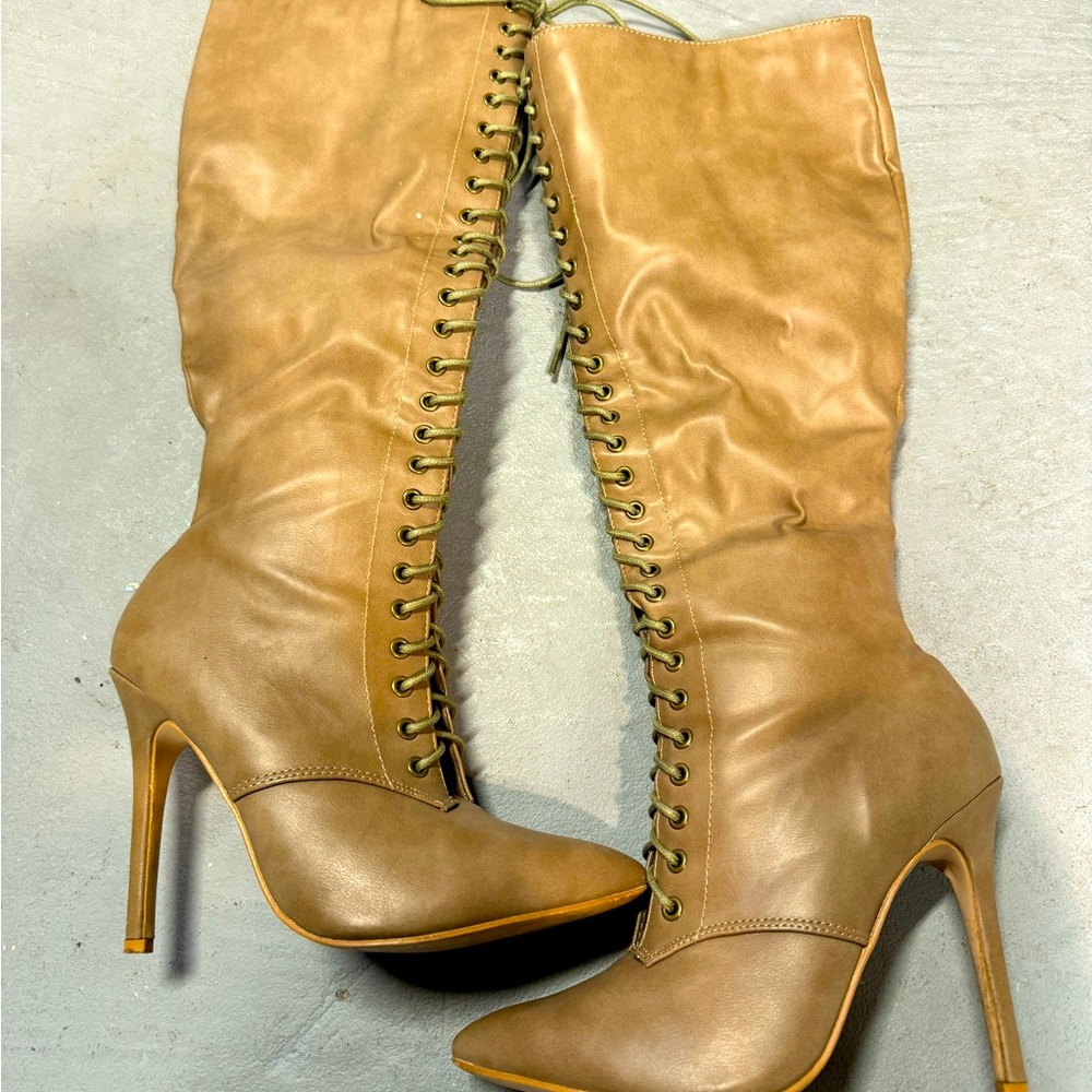 Isabella Rue taupe heeled boots